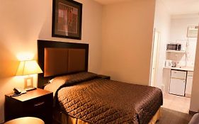 Red Carpet Inn And Suites 2*